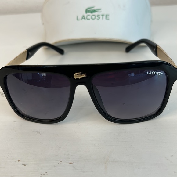 Lacoste Other - Lacoste sunglasses with case unisex